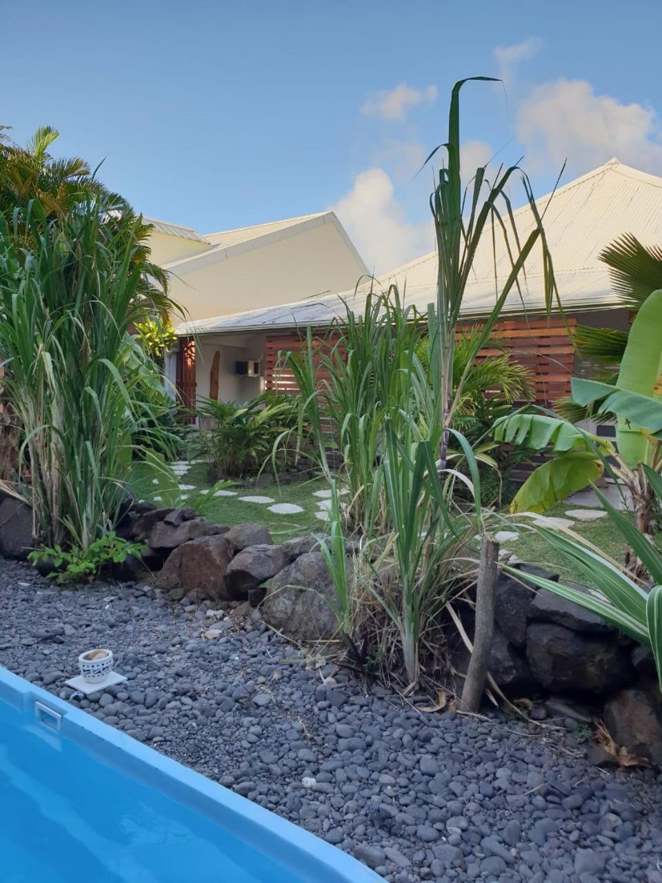 Orcéa&Spa Séjours Ecofriendly Sainte-Anne Exterior foto
